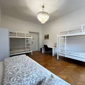 Auberge de jeunesse Miklosiceva, Ljubljana